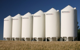 Grain Max Hopper Bins