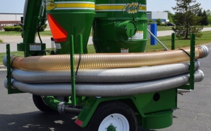 Hose carrier