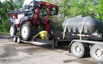 Trailtech Sprayer Trailer Tank and Sprayer Loaded