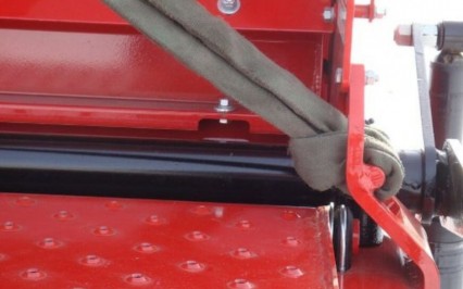 Convenient brackets for loading unit to trailer