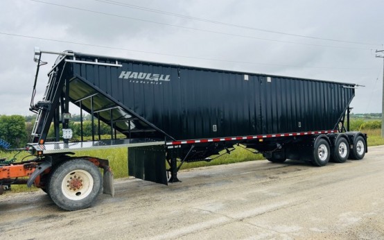 Tri-Axle Grain Trailer